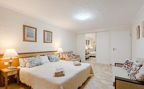 Villa With Private Pool And Beautiful Garden